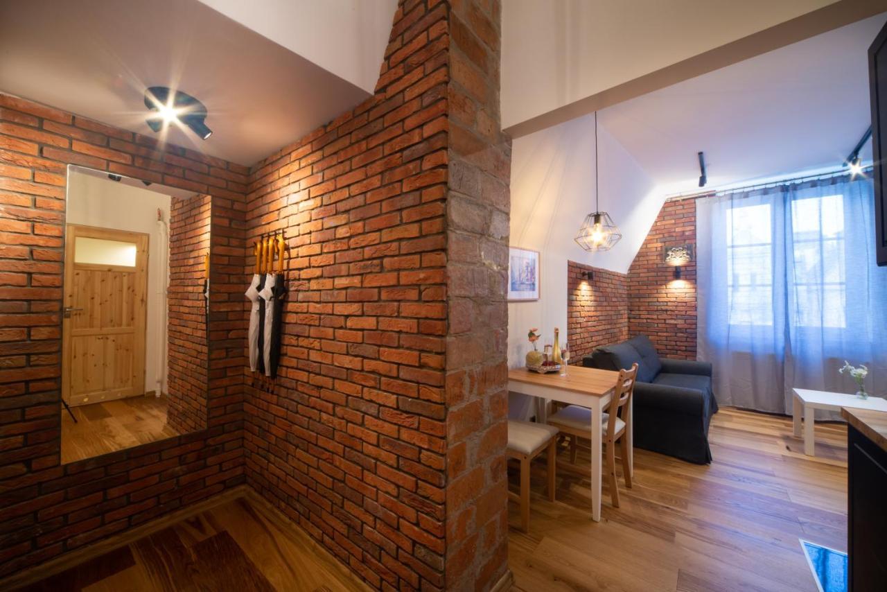 Maya'S Flats 72 - Unique Attic In The Old City Of 格但斯克 外观 照片